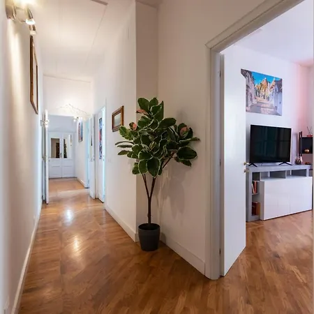 Window Casa de Férias Roma